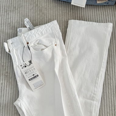 Jean D98 blanc Stradivarius