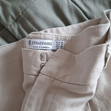 2 Pantaloni Stradivarius Taglia 40