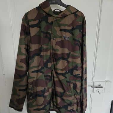 Jacket vans camo ! Size L