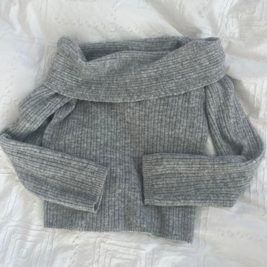 Off Shoulder Pullover
