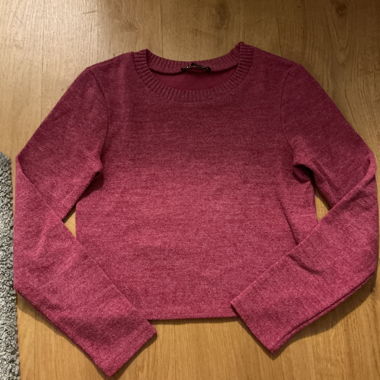 Zara pinkes Cropped-Sweater
