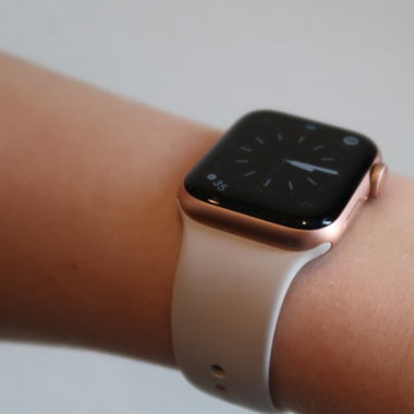 Apple Watch SE (GPS/Cellular)