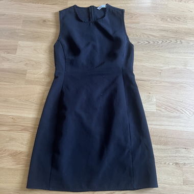 Robe sans manches noire Zara 