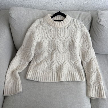 Pull en maille torsadée