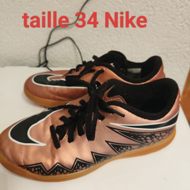 Chaussures foot en salle