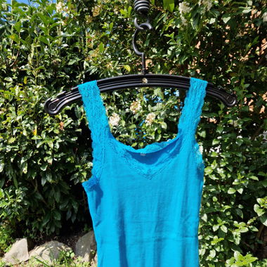 Spitzen-Tanktop / Tanktop with Lace