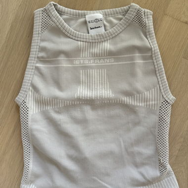 Tank Top Urban Outfitters iets frans