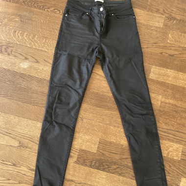 Jean skinny noir pour femme