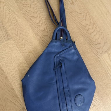 Blauer Leder-Rucksack