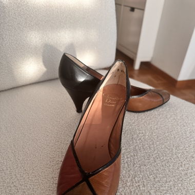 Authentic Vintage Christian Dior Heels FR 37