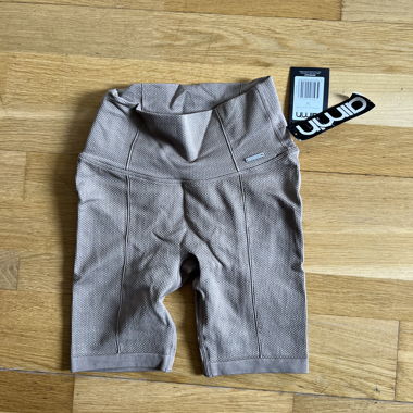 Beige Aim'n Women's Cycling Shorts