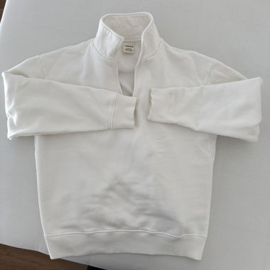 Lamarlel Classic Sweatshirt