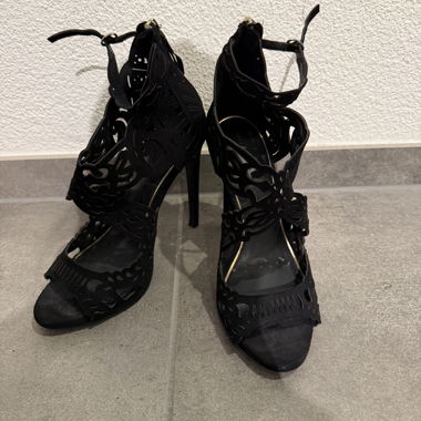 Zara schwarze High Heels
