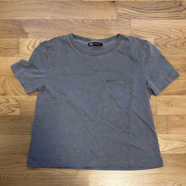 Grau/Grünes T-Shirt Gr. S von Zara
