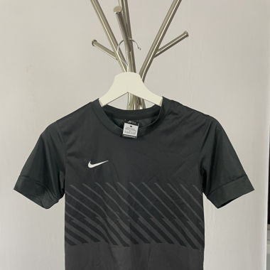 nike sport t-shirt