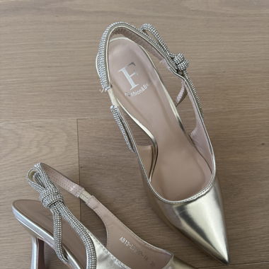 Pumps gold