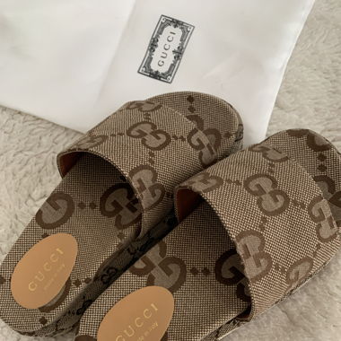 Gucci sandales