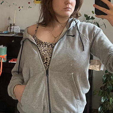 grey nike zip up hoodie