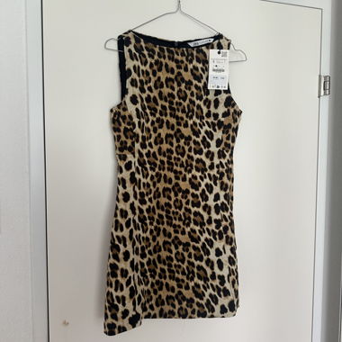 Kurzes Kleid