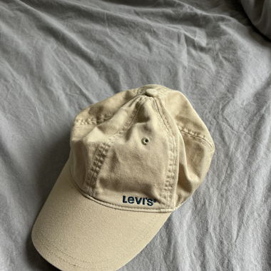 levis cap