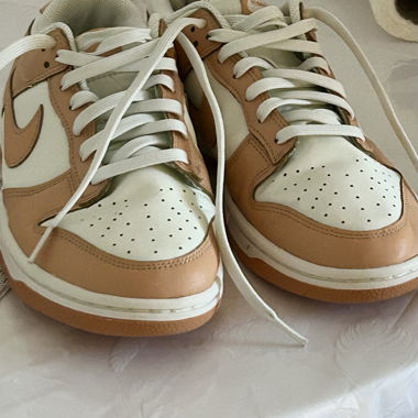 Nike Sneaker