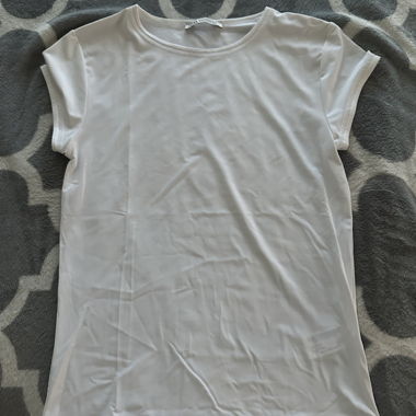 Top bianco a maniche corte