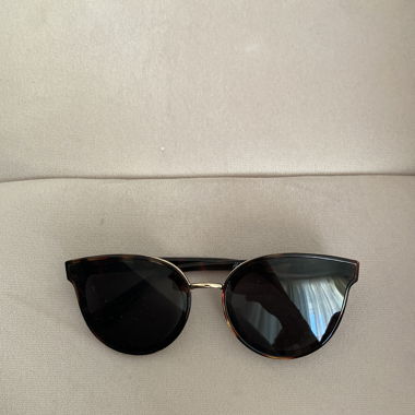 Sonnenbrille