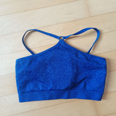 Blaues Sport-Top