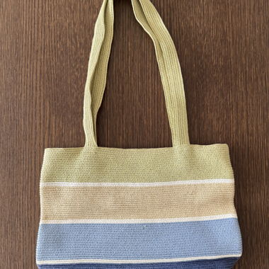 Striped woven tote bag