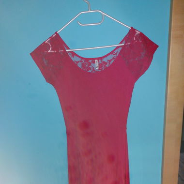 Elegantes Kleid mit Spitzenärmeln, Gr. S
