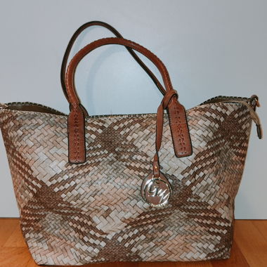 Large elegant and casual bag