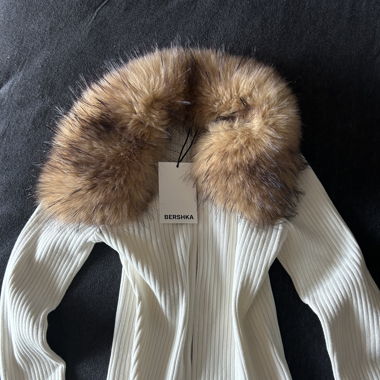 Sweatshirt mit Pelz Kragen