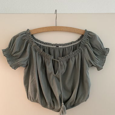 Blusa Crop Off-Shoulder Turchese