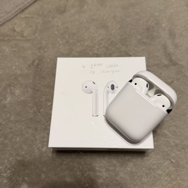 AirPods 2
