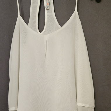 Blouse blanche pour femme avec bretelles