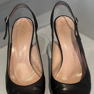 Chaussures en cuir (37)