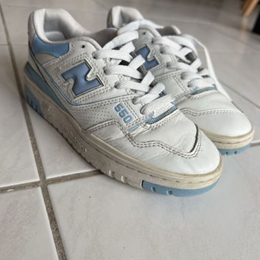 New Balance 550