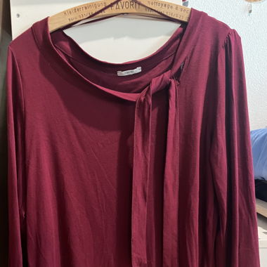 Rotes Oberteil 