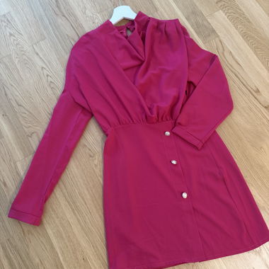 Robe rose fuchsia