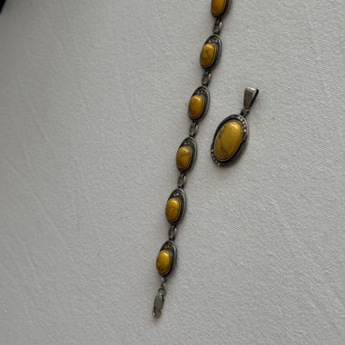 Ensemble bracelet et pendentif
