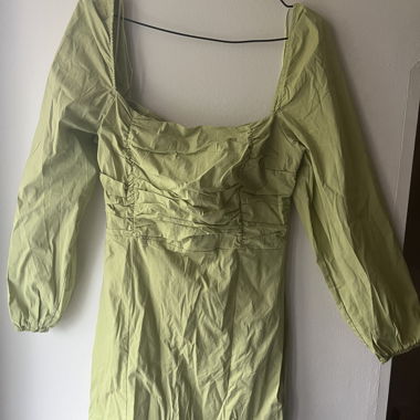 Green Dress with Puff Sleeves