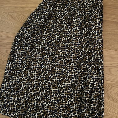 Long cotton skirt with leopard print