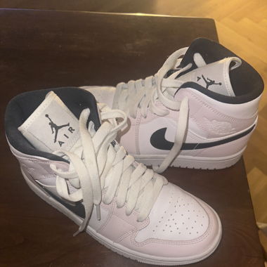 Nike Air Jordan 1 