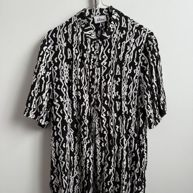 Chemisier à motifs noir et blanc