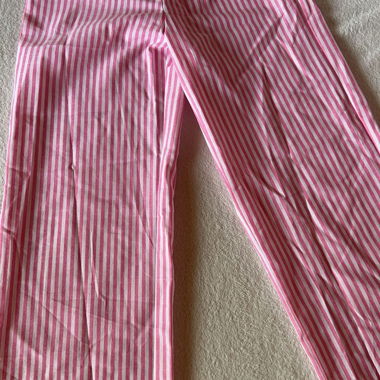 Pink gestreifte Hose