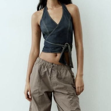 Pantaloni parachute