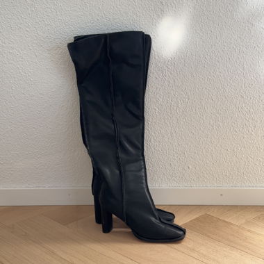 Black Over-the-Knee Boots