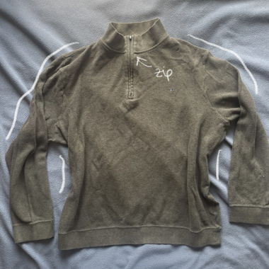 Brown pullover