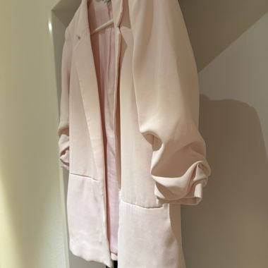 Blazer rosa chiaro con maniche 3/4