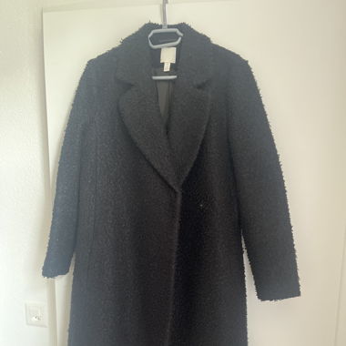 Schwarzer Mantel von H&M